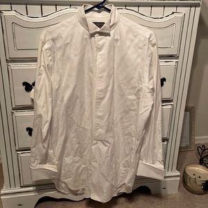 Men’s tuxedo shirt